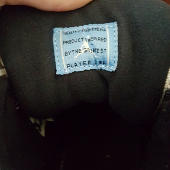 ***SOLD***  Nike air Jordan 11 size 6.5Y women's 8 - Picture 6 of 7